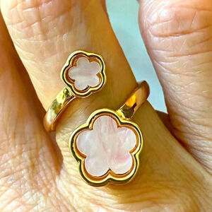 Lucky Clover Pink Gold Tone Adjustable Ring New